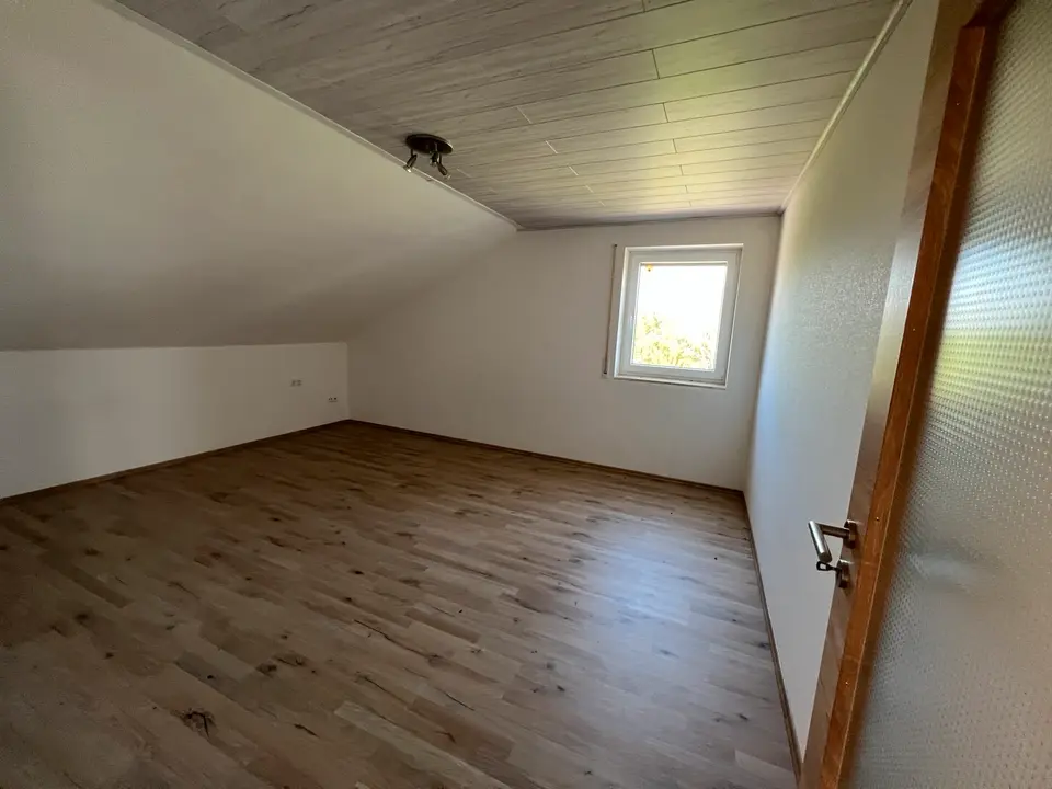 4 Zimmer Wohnung mit 100 m² in Ansbach – Bild 7