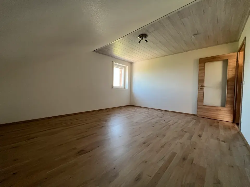 4 Zimmer Wohnung mit 100 m² in Ansbach – Bild 9