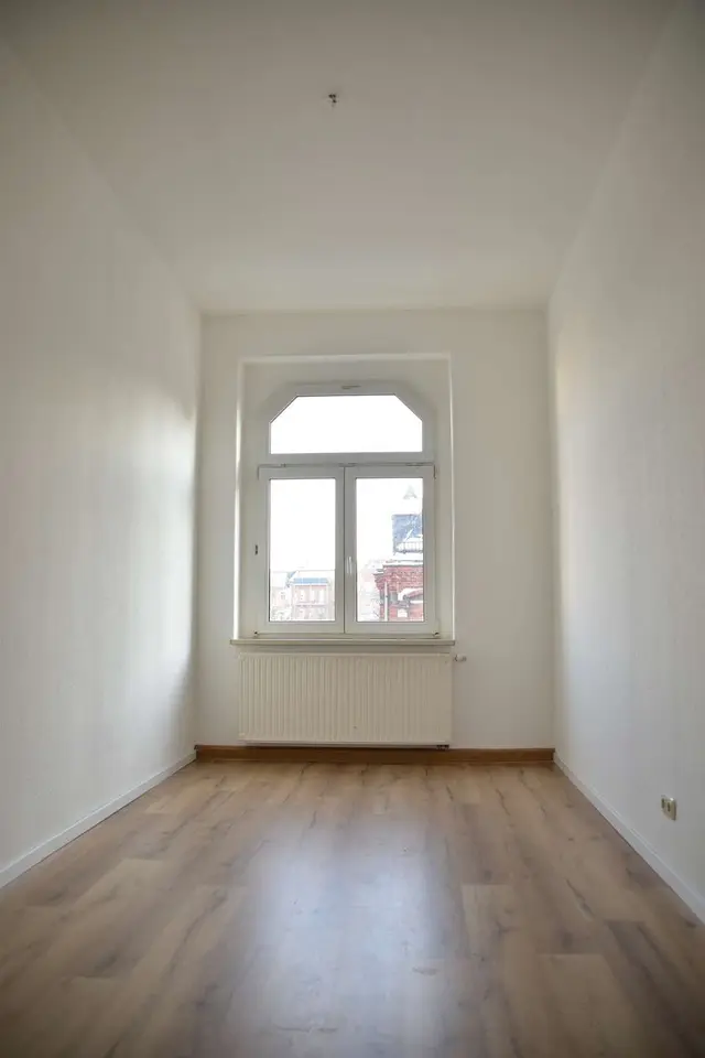 4 Zimmer Wohnung mit 95 m² in Zwickau – Bild 4