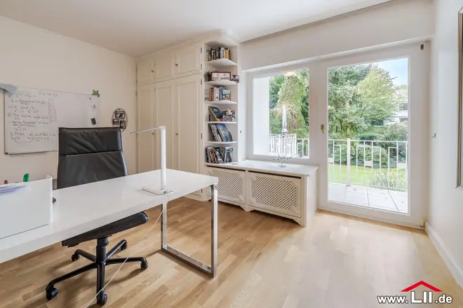 11 Zimmer Haus mit 405 m² in Frankfurt am Main – Bild 11