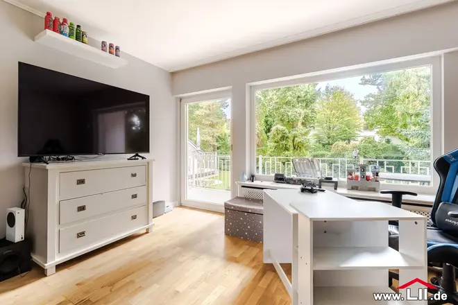 11 Zimmer Haus mit 405 m² in Frankfurt am Main – Bild 12