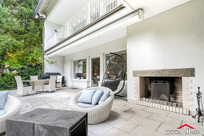 11 Zimmer Haus mit 405 m² in Frankfurt am Main – Bild 2