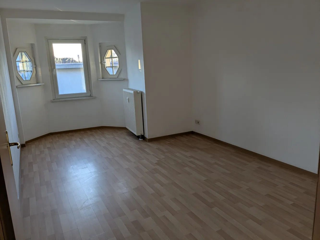 3 Zimmer Wohnung mit 88 m² in Merseburg – Bild 3