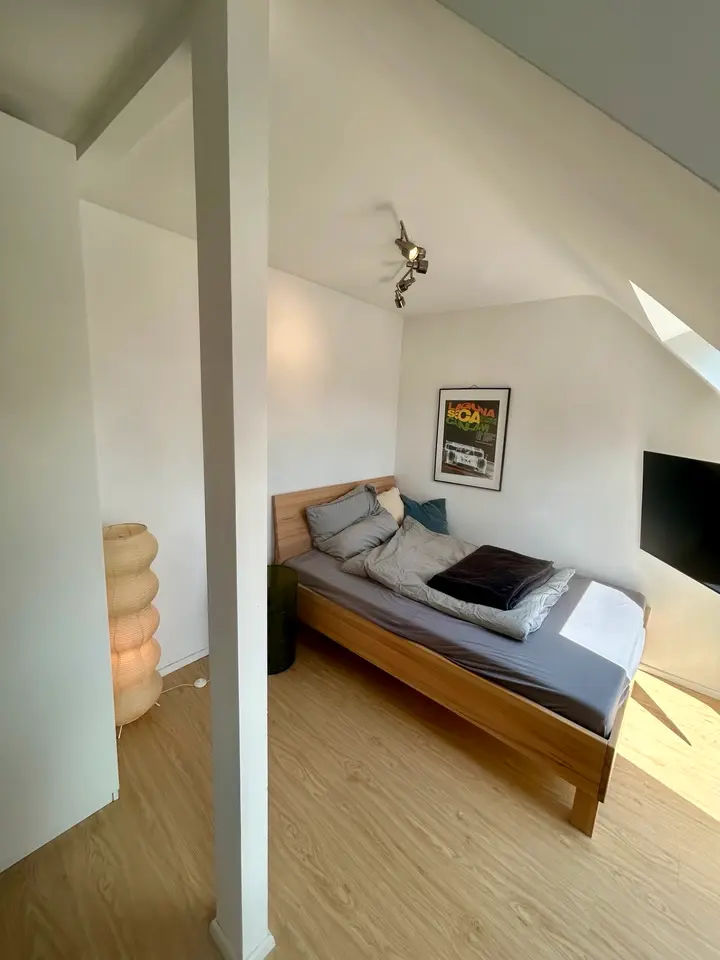 WG-Zimmer mit 64 m² in Stuttgart – Bild 2