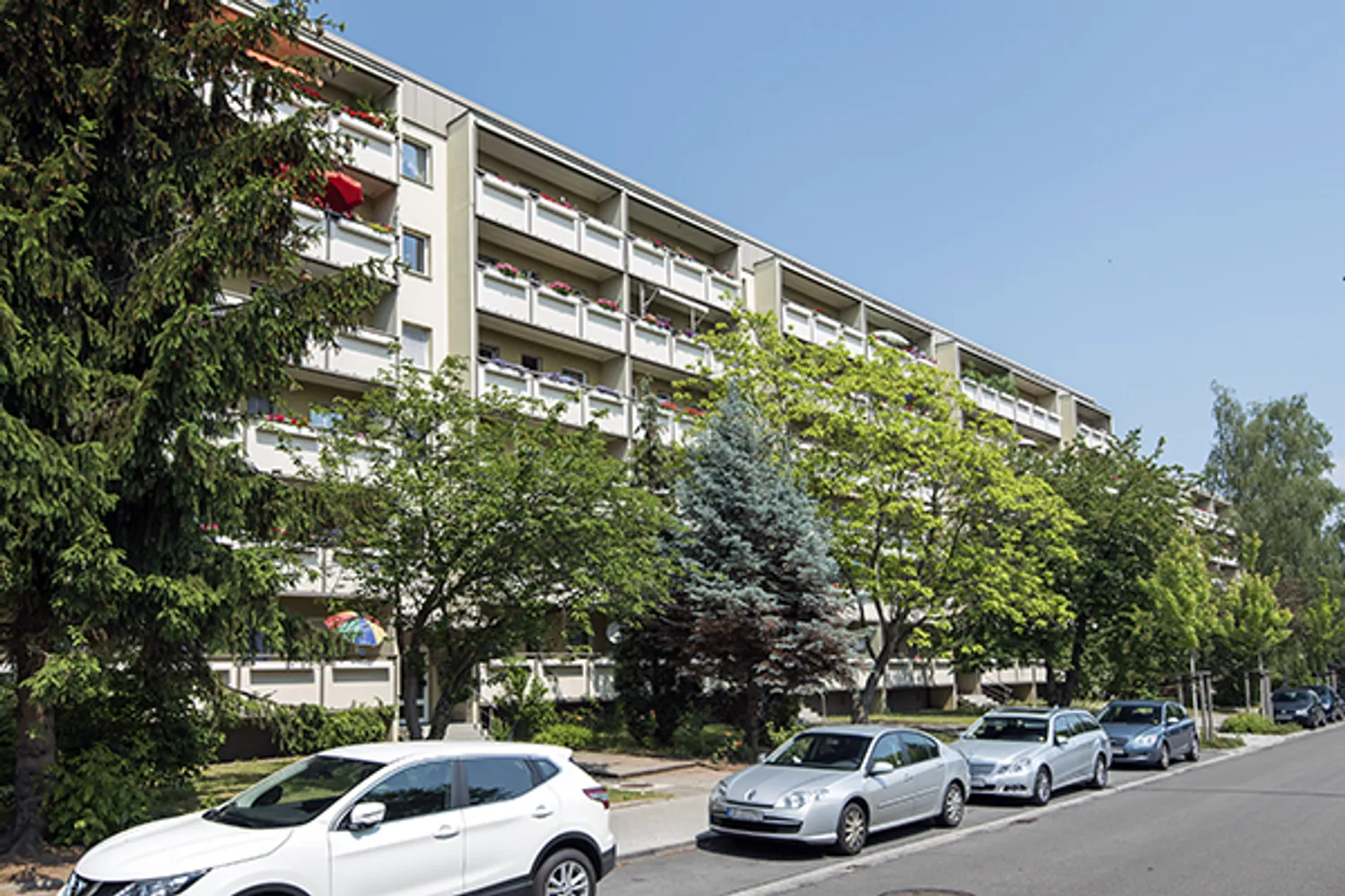 4 Zimmer Wohnung mit 77 m² in Dresden – Bild 1