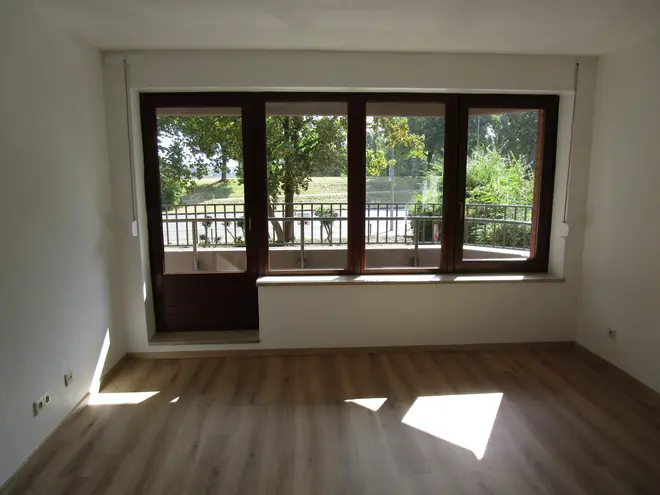 2 Zimmer Wohnung mit 60 m² in Neuss – Bild 1