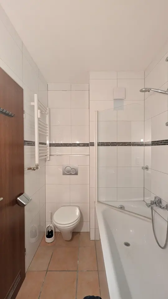 WG-Zimmer mit 75 m² in Düsseldorf – Bild 5