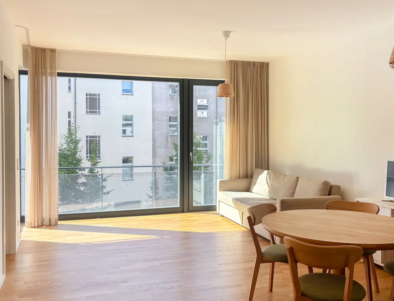 2 Zimmer Wohnung mit 57 m² in Berlin – Bild 1