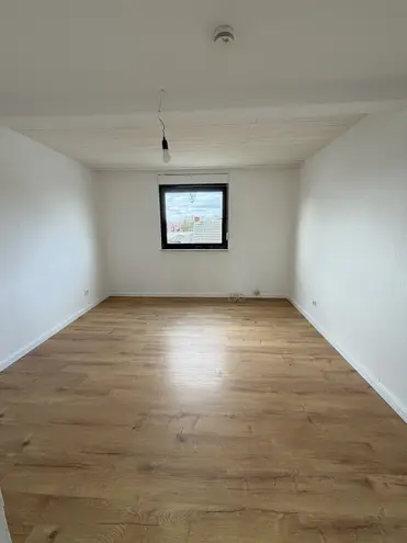 5 Zimmer Wohnung mit 102 m² in Mönchengladbach – Bild 2