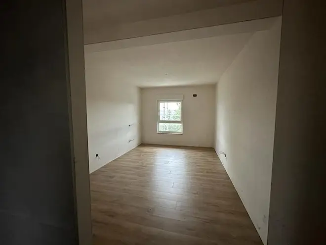 4 Zimmer Wohnung mit 100 m² in Saarbrücken – Bild 3