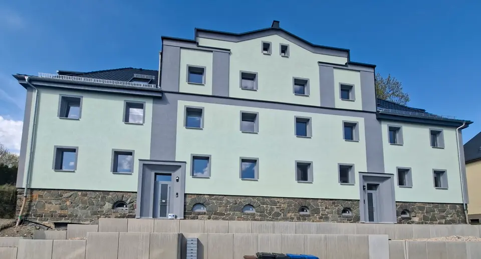 5 Zimmer Wohnung mit 108 m² in Plauen – Bild 1