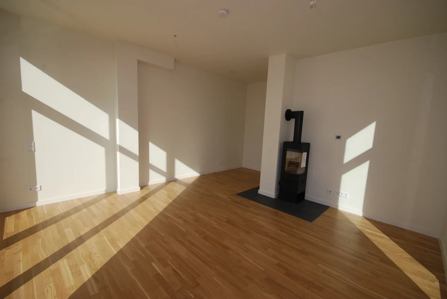 2 Zimmer Wohnung mit 102 m² in Dresden – Bild 7
