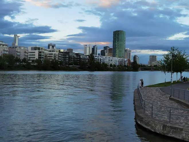 WG-Zimmer mit 17 m² in Frankfurt am Main – Bild 4