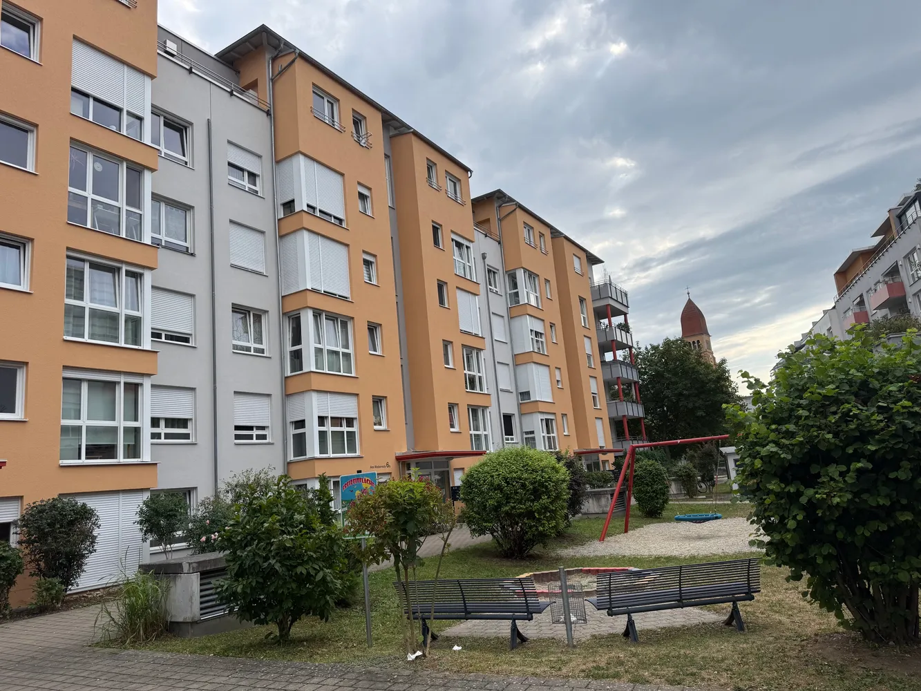 2 Zimmer Wohnung mit 60 m² in Augsburg – Bild 1