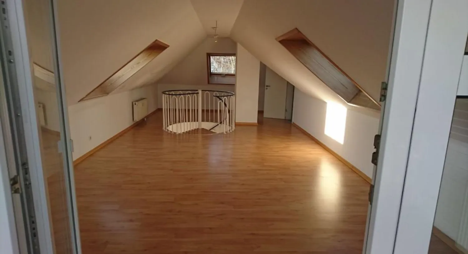 3 Zimmer Wohnung mit 105 m² in Magdeburg – Bild 3