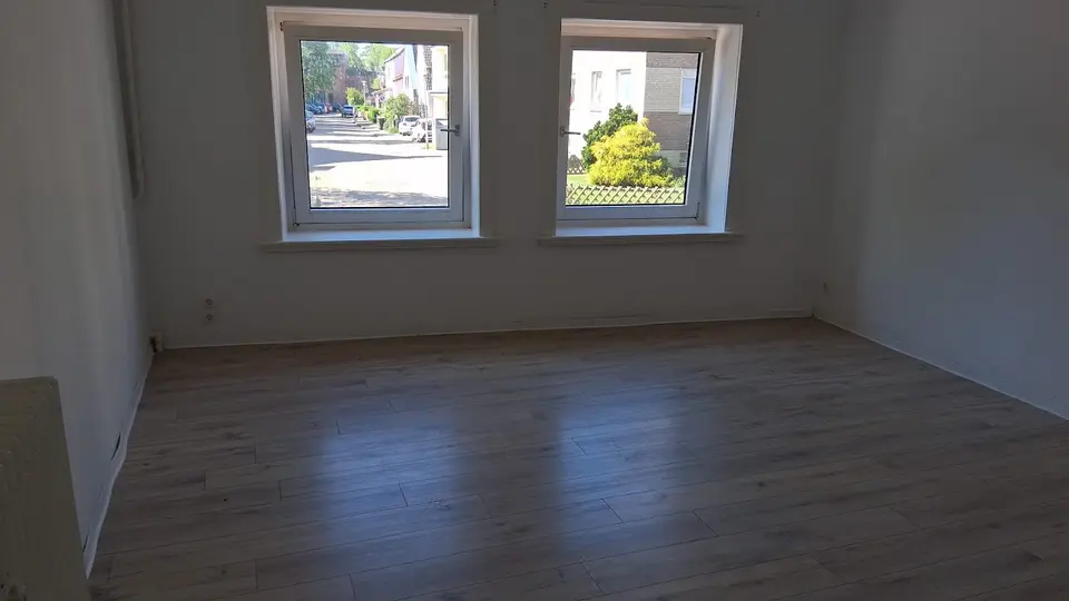 4 Zimmer Wohnung mit 118 m² in Cuxhaven – Bild 1