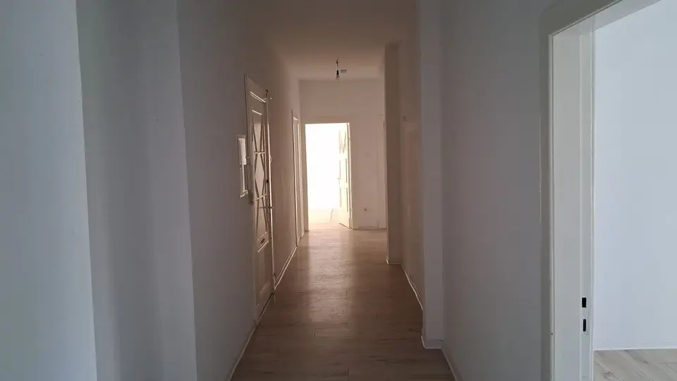 4 Zimmer Wohnung mit 118 m² in Cuxhaven – Bild 3
