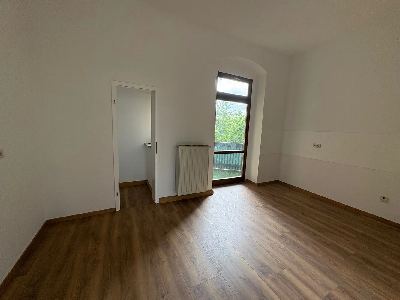 4 Zimmer Wohnung mit 107 m² in Plauen – Bild 6