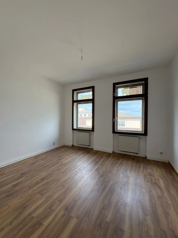 4 Zimmer Wohnung mit 107 m² in Plauen – Bild 9