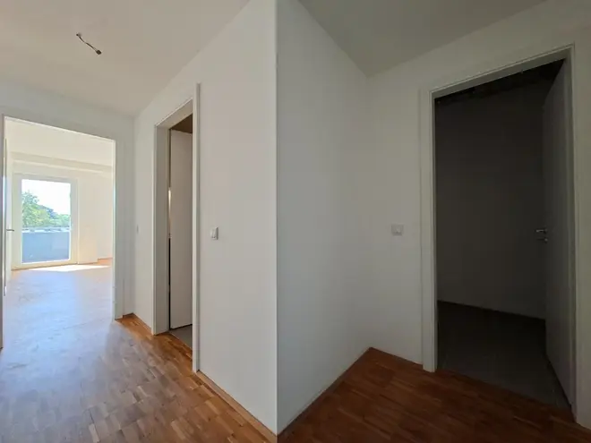 2 Zimmer Wohnung mit 70 m² in Dresden – Bild 3