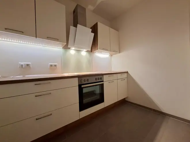 2 Zimmer Wohnung mit 70 m² in Dresden – Bild 5