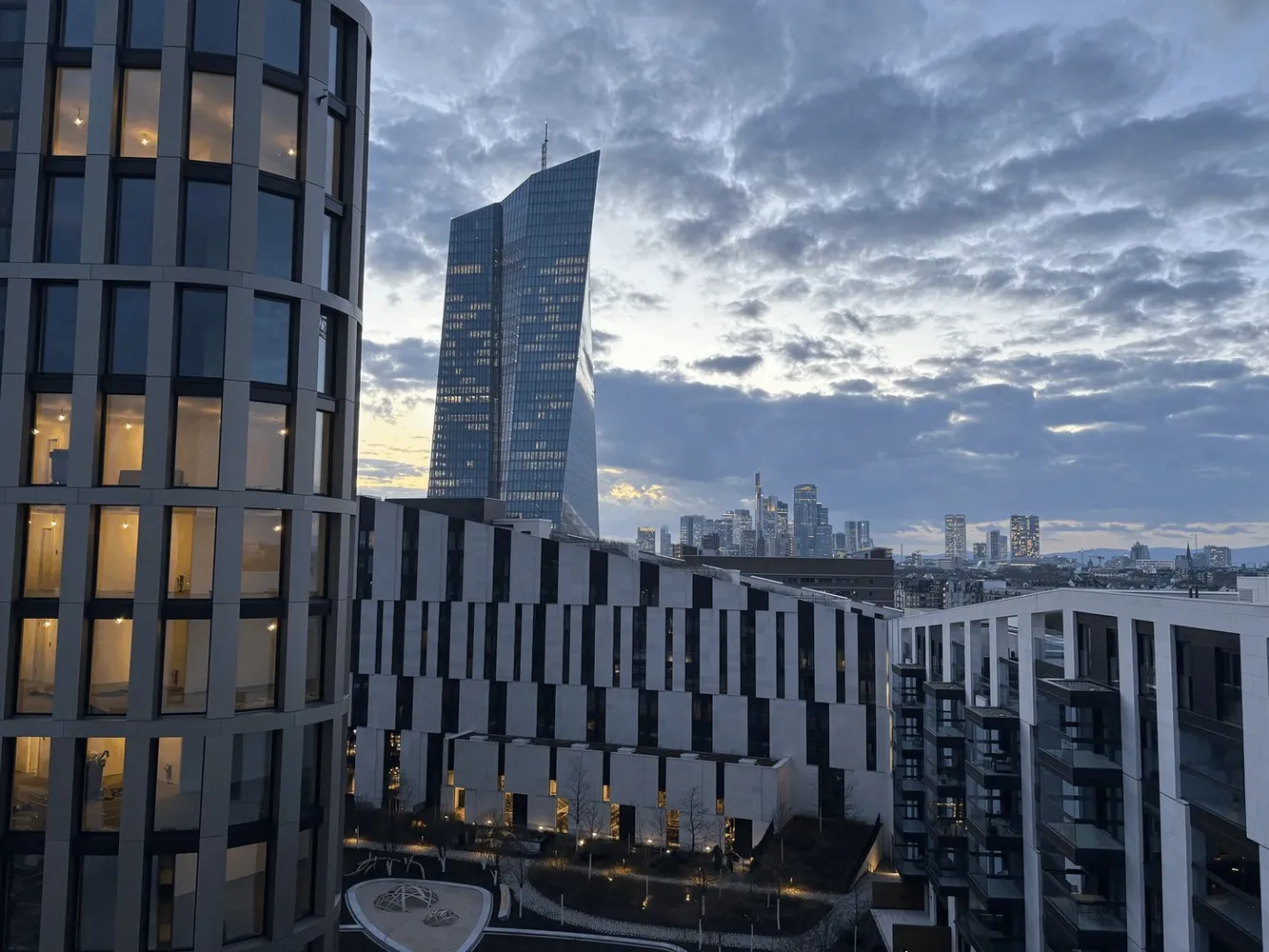 2 Zimmer Wohnung mit 57 m² in Frankfurt am Main – Bild 6