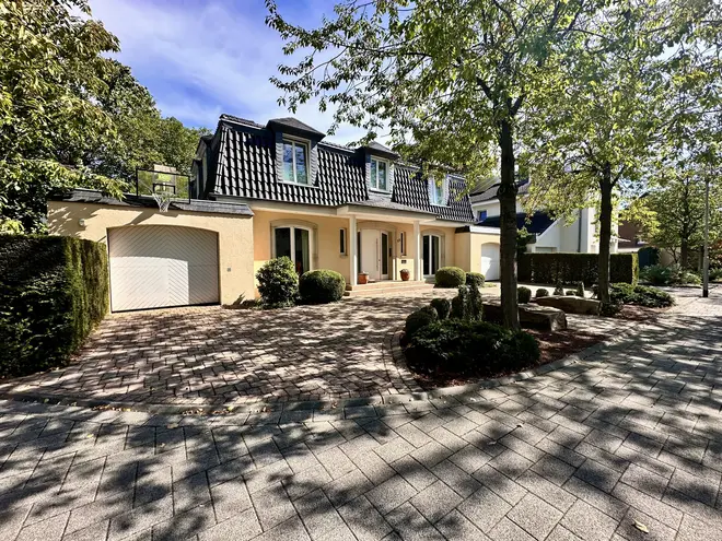 7 Zimmer Haus mit 251 m² in Mönchengladbach – Bild 4