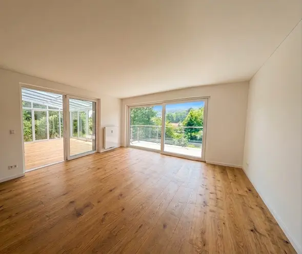 6 Zimmer Wohnung mit 192 m² in Saarbrücken – Bild 2