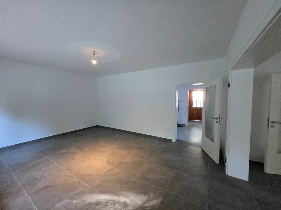 5 Zimmer Haus mit 155 m² in Duisburg – Bild 1