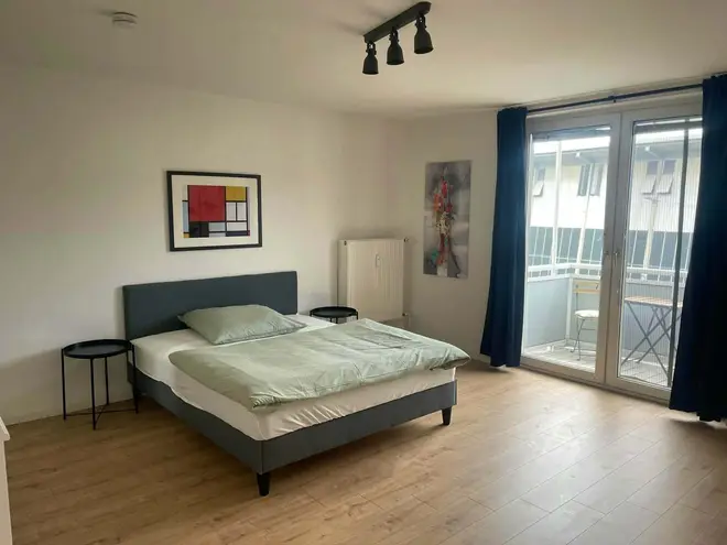 WG-Zimmer mit 30 m² in Frankfurt am Main – Bild 2