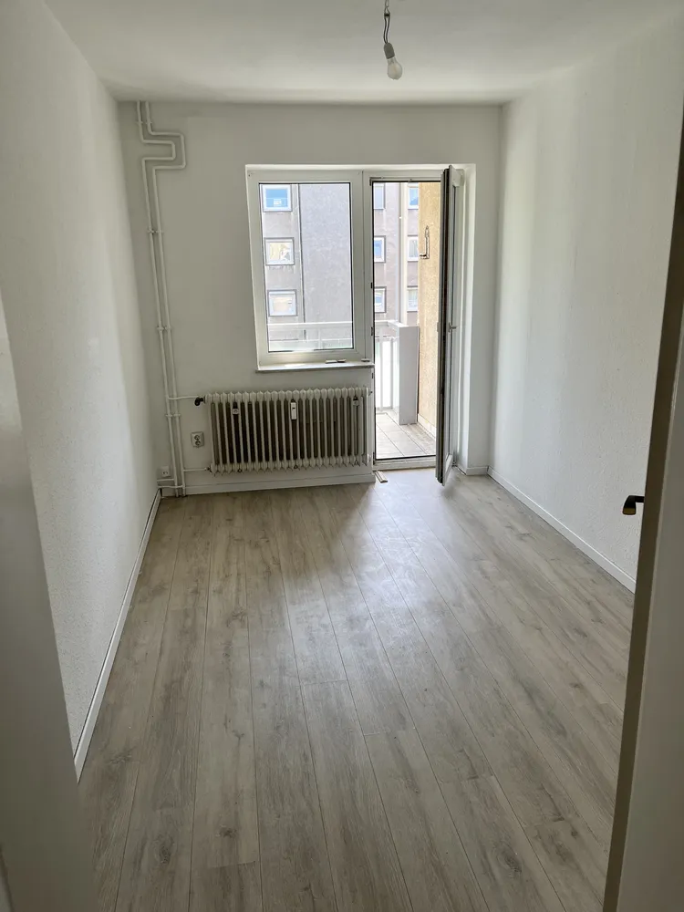 4 Zimmer Wohnung mit 74 m² in Salzgitter – Bild 2