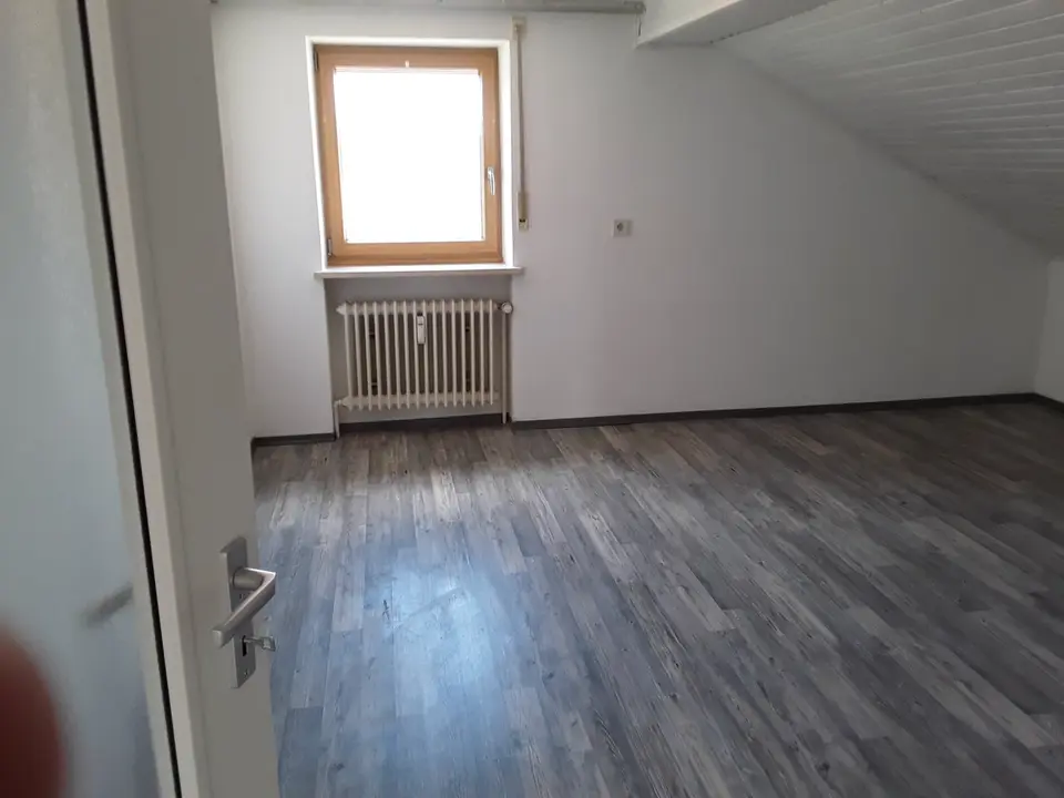 3 Zimmer Wohnung mit 85 m² in Cham – Bild 2