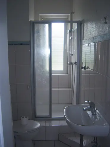 2 Zimmer Wohnung mit 69 m² in Leverkusen – Bild 2