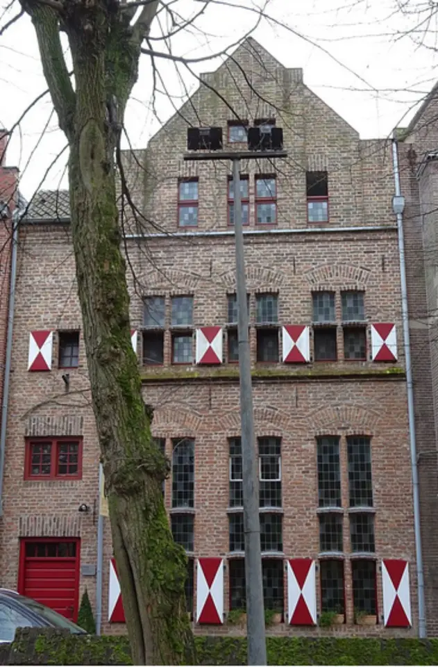 4 Zimmer Wohnung mit 200 m² in Kleve – Bild 4