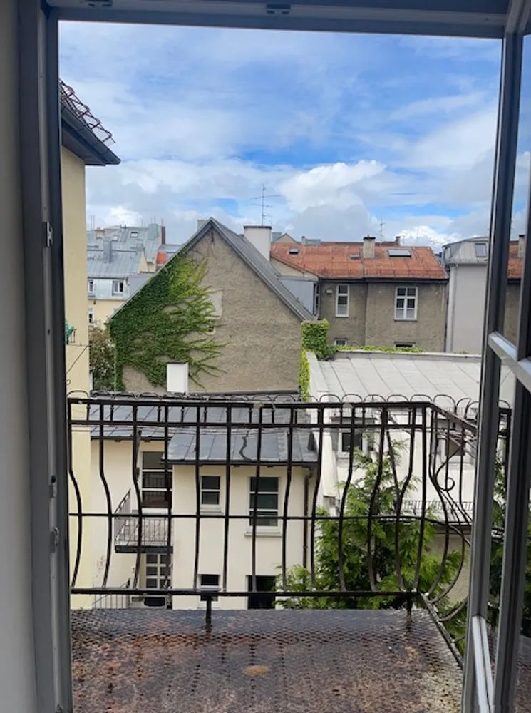 2 Zimmer Wohnung mit 73 m² in München – Bild 12