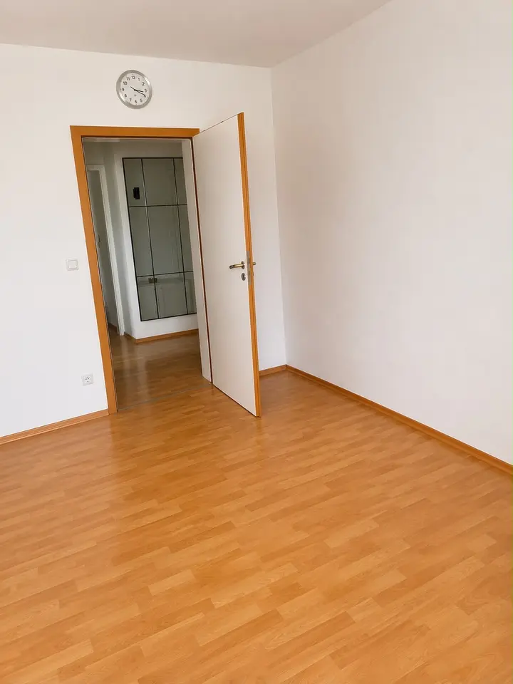 4 Zimmer Wohnung mit 100 m² in Bornheim – Bild 8