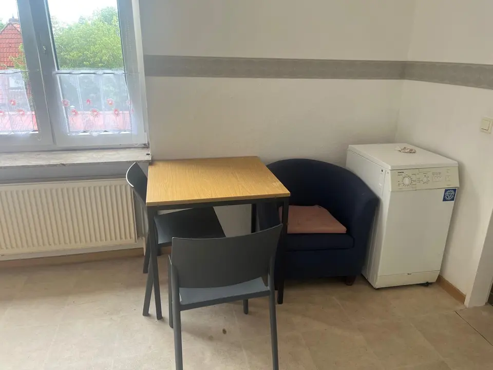 2 Zimmer Wohnung mit 35 m² in Emden – Bild 1