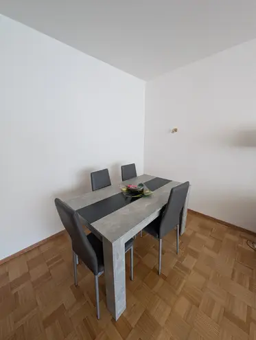 3 Zimmer Wohnung mit 78 m² in Stuttgart – Bild 2