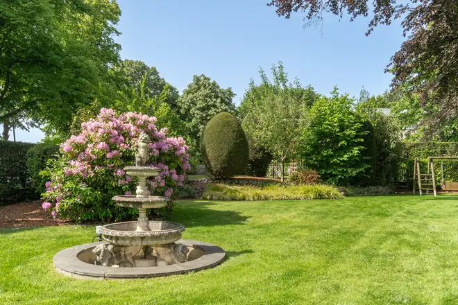 9 Zimmer Haus mit 387 m² in Düsseldorf – Bild 7