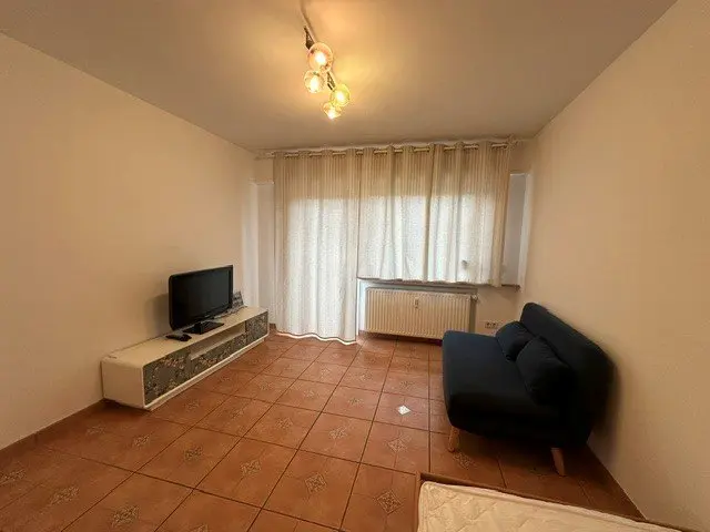 Studio mit 30 m² in Stuttgart – Bild 2