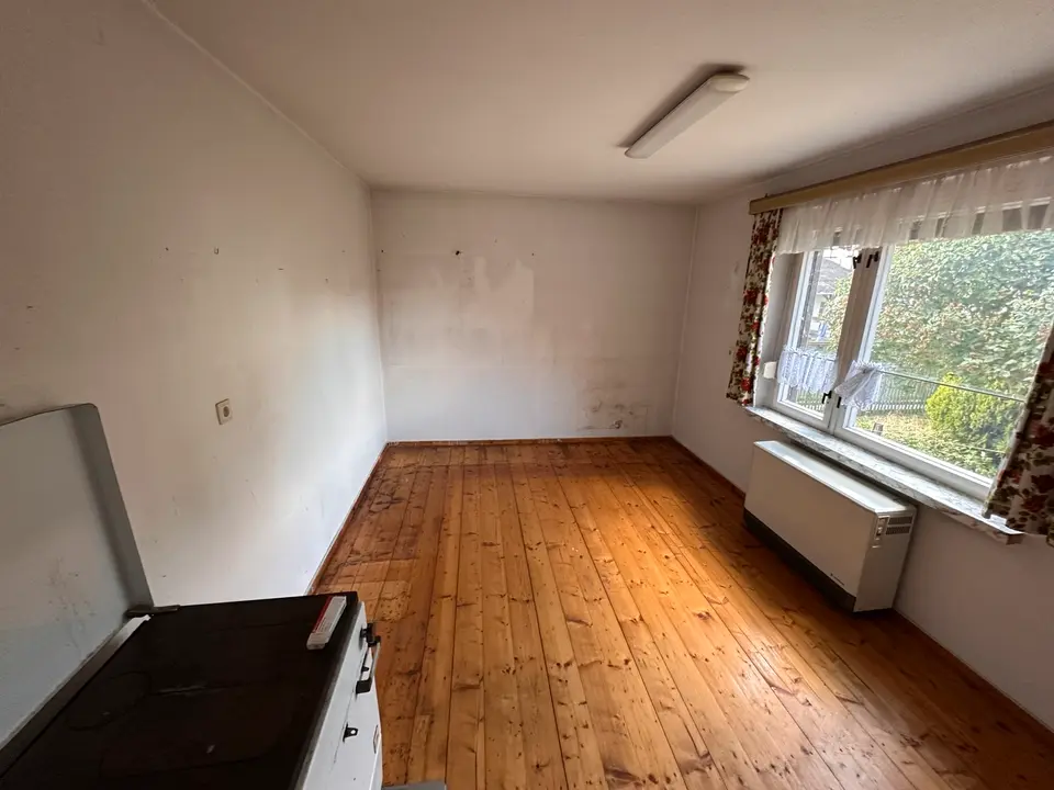 6 Zimmer Haus mit 250 m² in Halle (Saale) – Bild 7