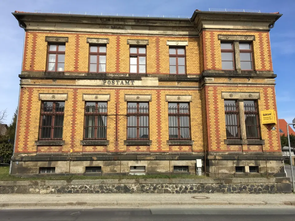 4 Zimmer Wohnung mit 109 m² in Löbau – Bild 1
