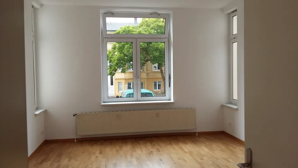 3 Zimmer Wohnung mit 115 m² in Schwerin – Bild 1
