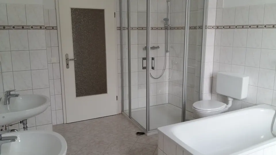 3 Zimmer Wohnung mit 115 m² in Schwerin – Bild 5
