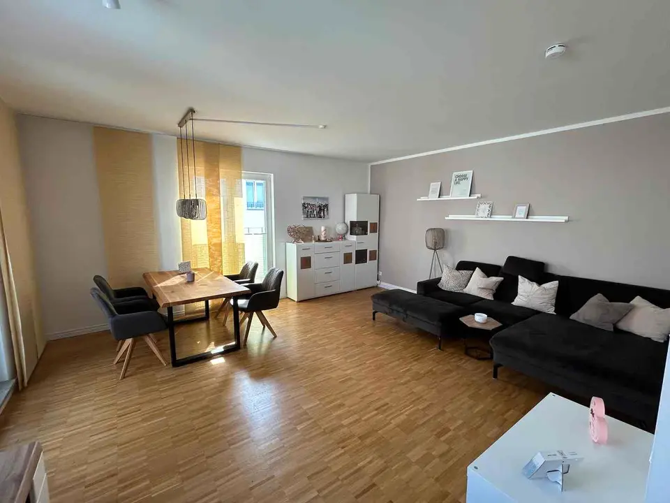 3 Zimmer Wohnung mit 93 m² in Potsdam – Bild 1