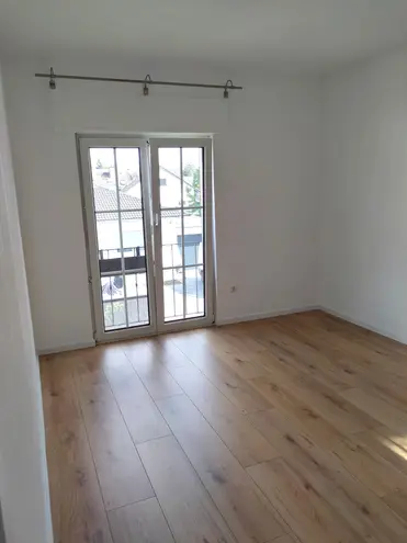 4 Zimmer Wohnung mit 82 m² in Wiesbaden – Bild 5