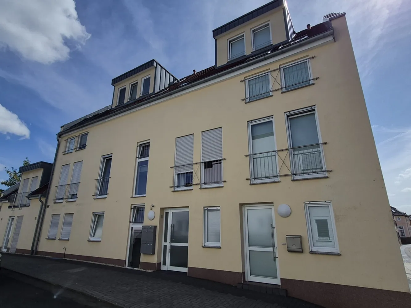 3 Zimmer Wohnung mit 110 m² in Bonn – Bild 1