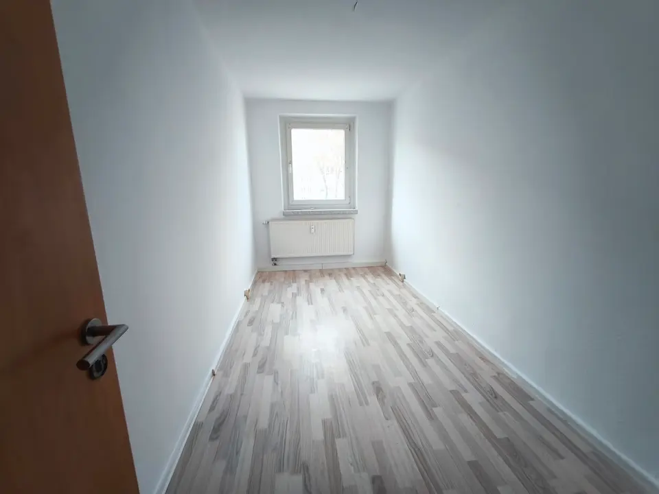 4 Zimmer Wohnung mit 72 m² in Sangerhausen – Bild 2