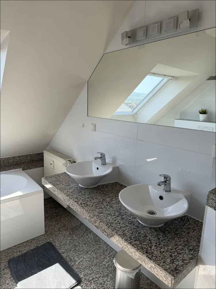 2 Zimmer Wohnung mit 100 m² in Aschaffenburg – Bild 9