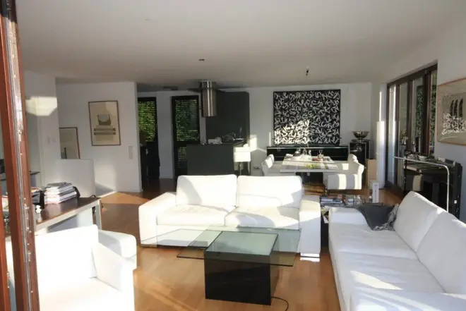 2 Zimmer Wohnung mit 125 m² in Wiesbaden – Bild 2